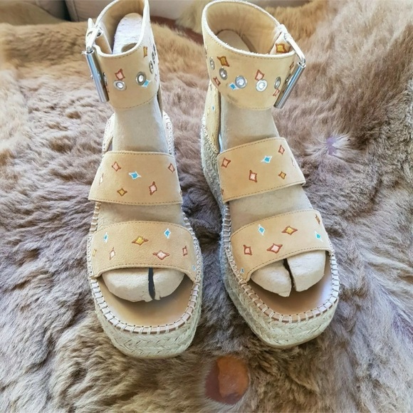 Rag & Bone Tara Wedge in Dune - Picture 7 of 8